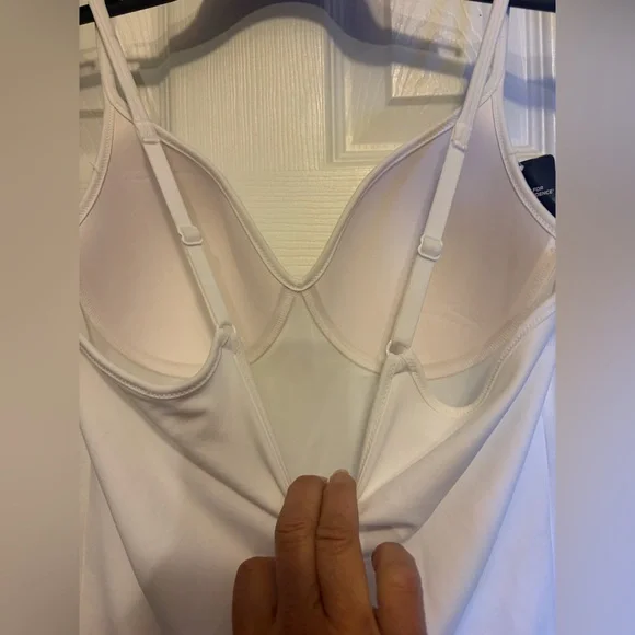 Maidenform Women's👩🏻Firm Control Tummy Shaping Wireless Foam Cami Sz S - Picture 9 of 12